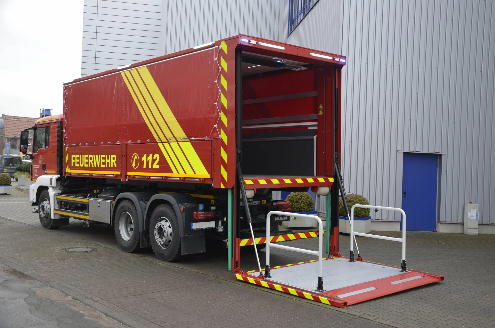 Sykono-sml-container-lift-2000-1