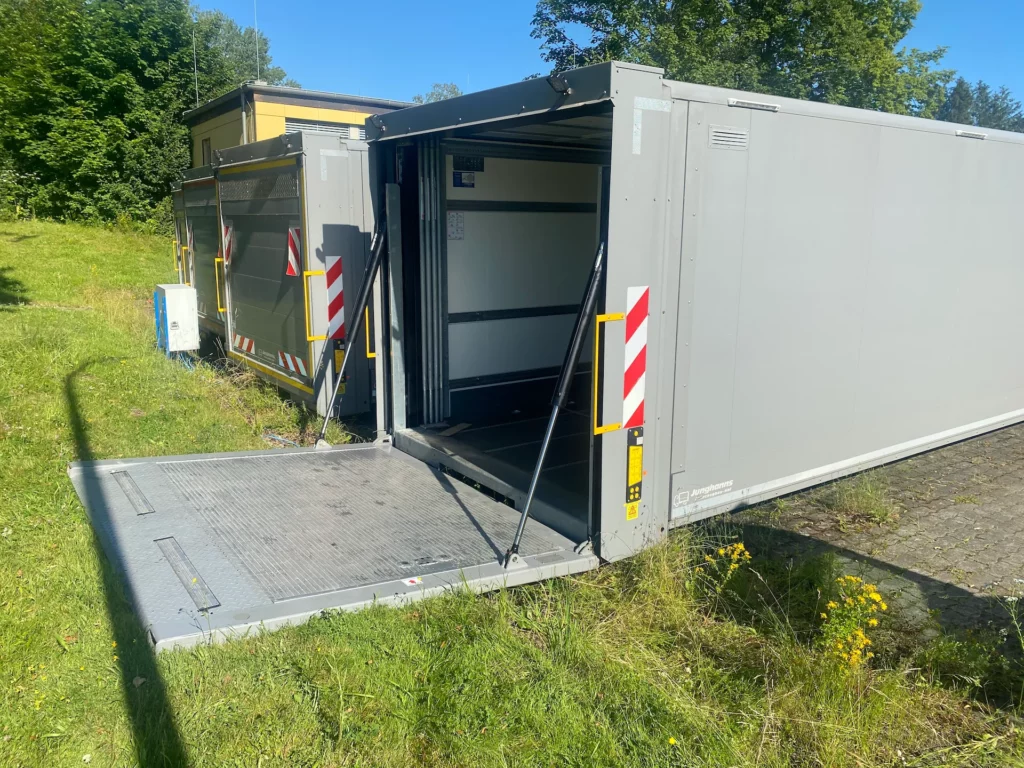Sykono-sml-container-lift-5