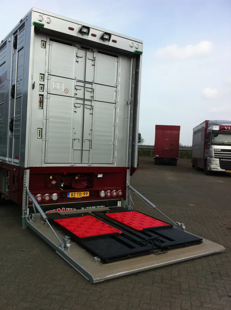Sykono-spl-livestock-lift-1500-1